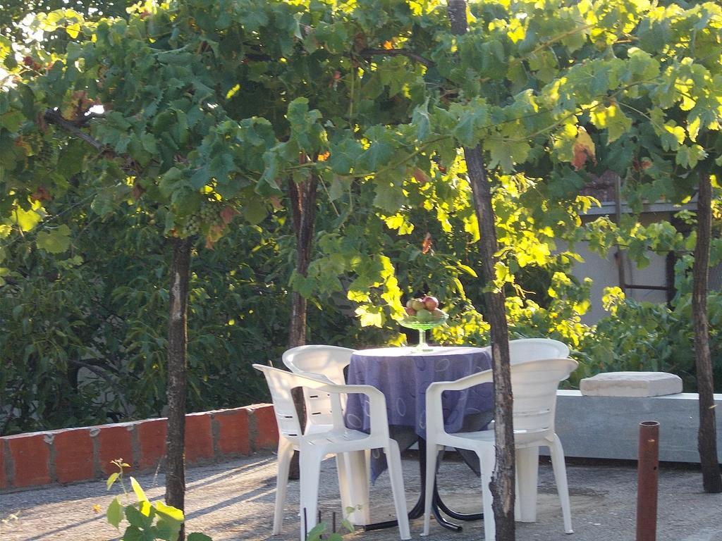Guesthouse Feel Lake Virpazar Exterior foto